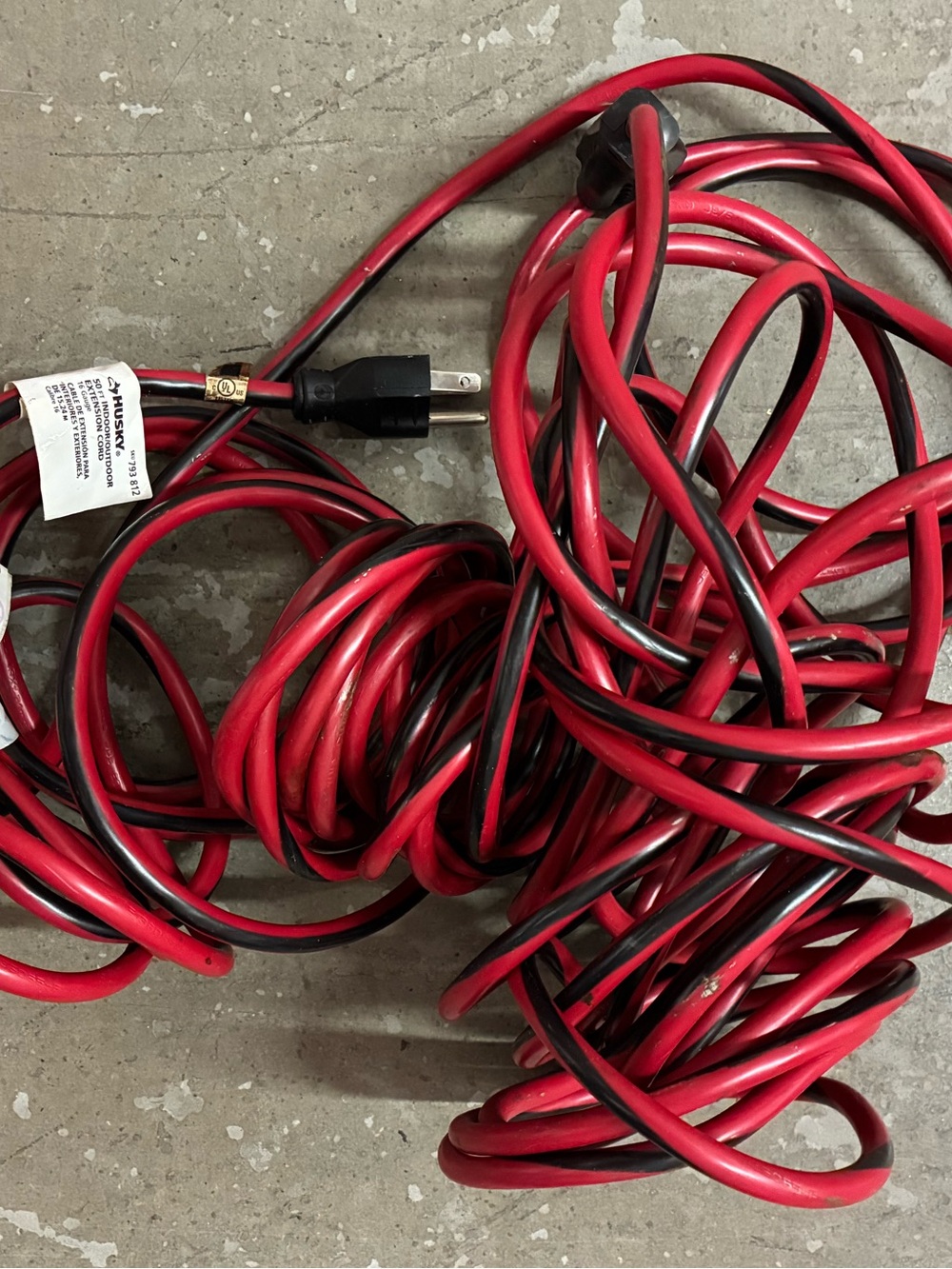 Husky Heavy-Duty Red and Black Extension/Power Cord 50FT Like New!